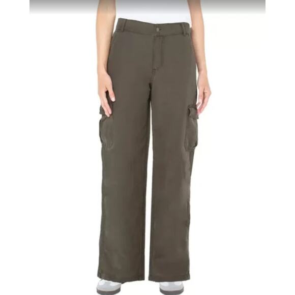 Well Worn Women's Wide Army Green Leg Cargo Pants - Size 12 - Picture 1 of 10